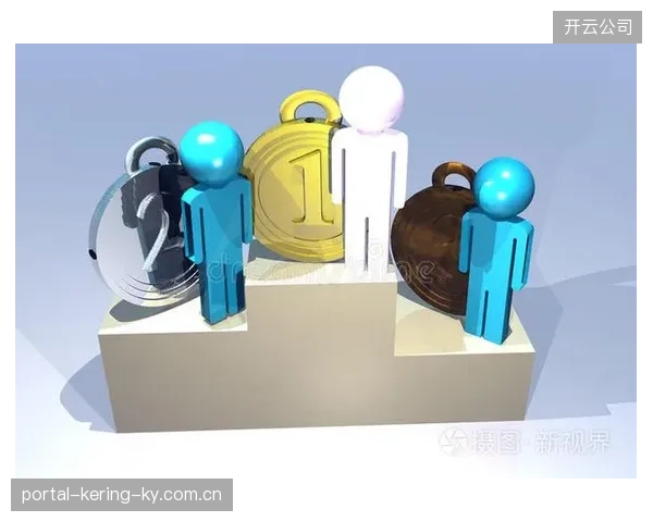 运动员摔坏领奖台！画面太尴尬